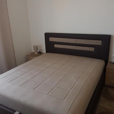 Apartman Ami Ulcinj Exterior foto